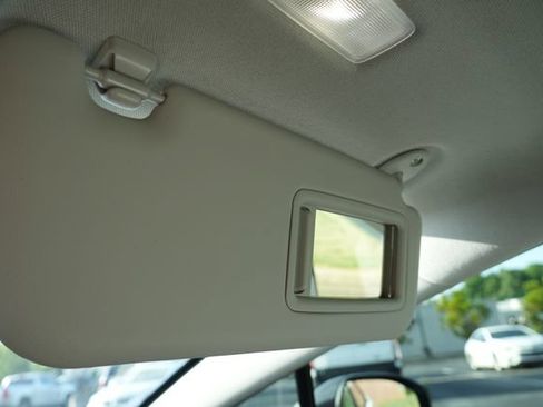 Used 2024 Toyota Prius XLE FWD image 41