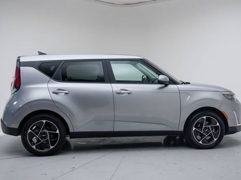 Used 2024 Kia Soul EX FWD image 15
