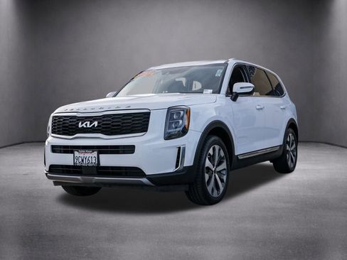 Used 2022 Kia Telluride EX w/ EX Premium Package image 9