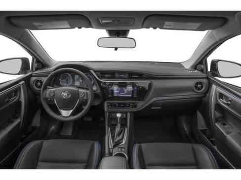 Used 2019 Toyota Corolla LE image 11