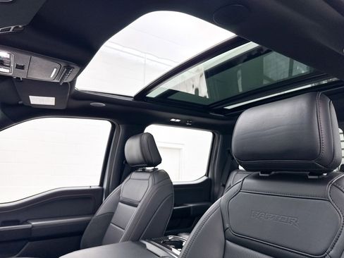 Used 2025 Ford F150 Raptor image 17