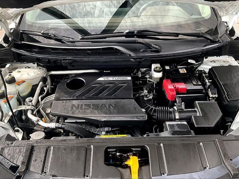 Certified 2023 Nissan Rogue SV FWD image 31