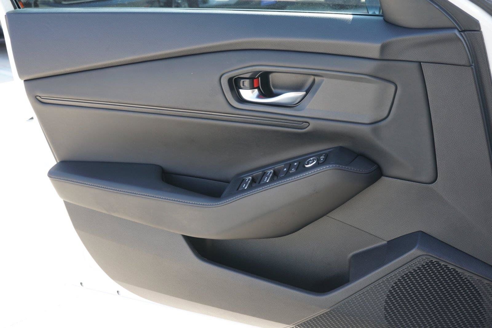 Used 2023 Honda Accord Sport image 19