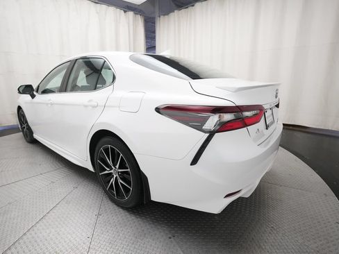 Used 2024 Toyota Camry SE AWD/4WD image 31
