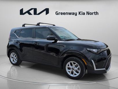 Certified 2025 Kia Soul S