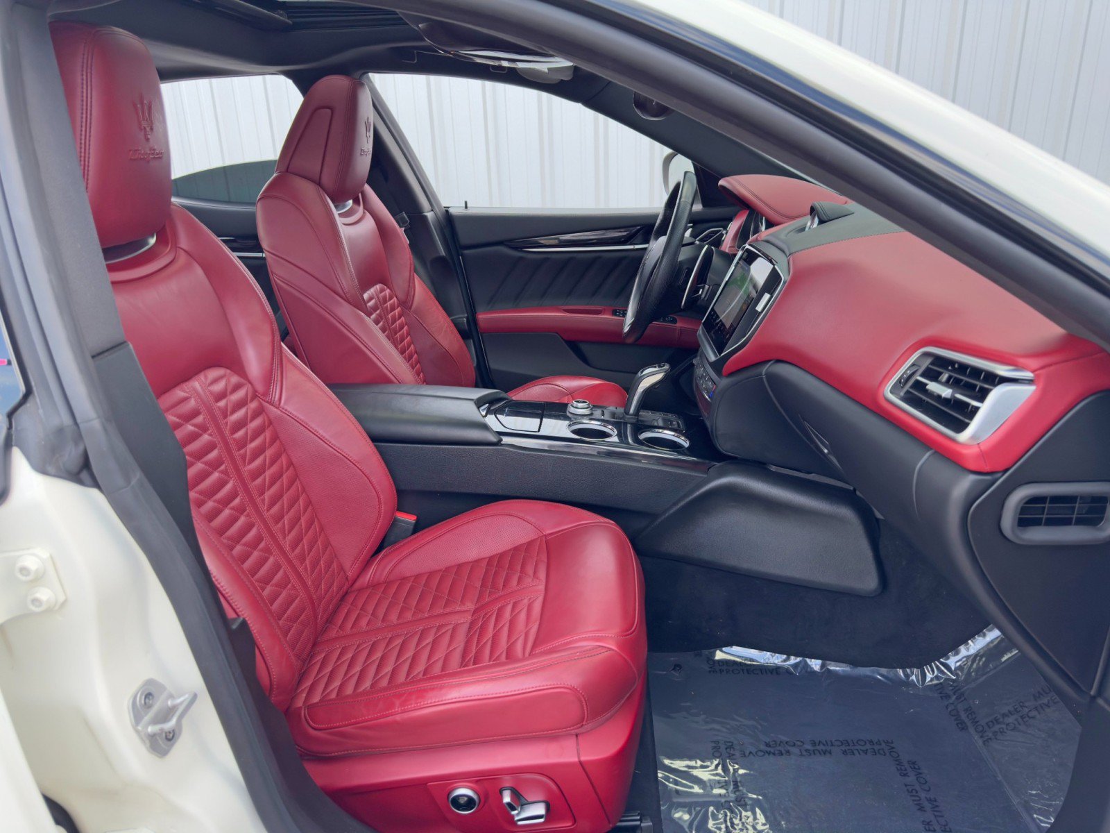 Used 2021 Maserati Ghibli Trofeo RWD image 16