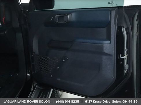 Used 2025 Ford Bronco Heritage Edition AWD/4WD image 34
