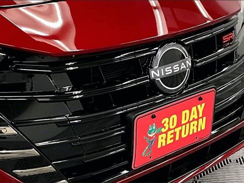 New 2025 Nissan Versa SR w/ Trunk Package image 14