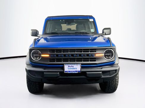 Used 2023 Ford Bronco 4-Door AWD/4WD image 2