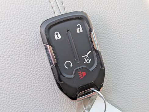 Used 2024 GMC Terrain Denali image 30