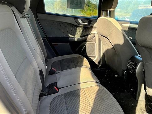 Used 2020 Ford Escape SE image 11