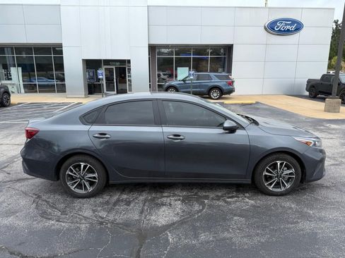 Used 2024 Kia Forte LXS FWD image 2