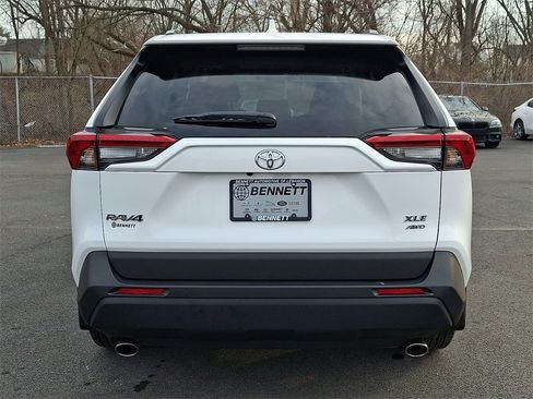Used 2024 Toyota RAV4 XLE image 5