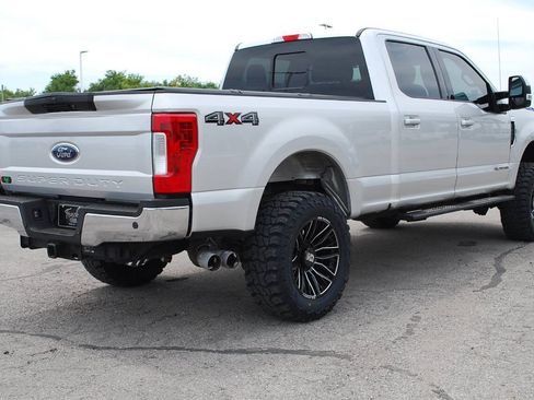 Used 2018 Ford F250 Lariat AWD/4WD image 5