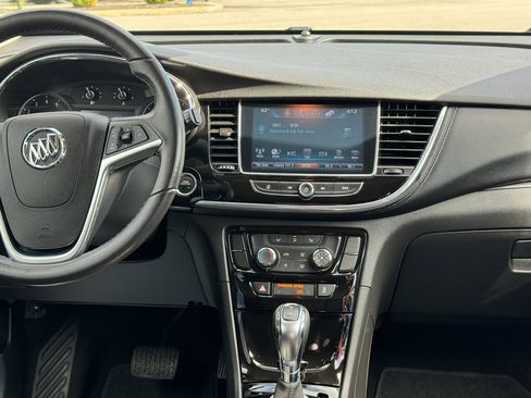 Used 2020 Buick Encore Preferred w/ Safety Package AWD/4WD image 18