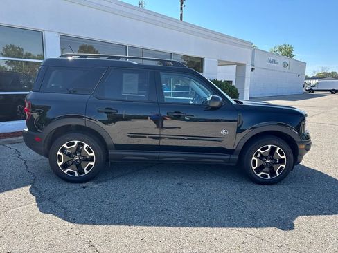 Used 2024 Ford Bronco Sport Outer Banks w/ Tech Package AWD/4WD image 2