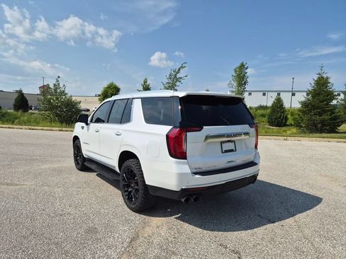 Used 2023 GMC Yukon Denali AWD/4WD image 7