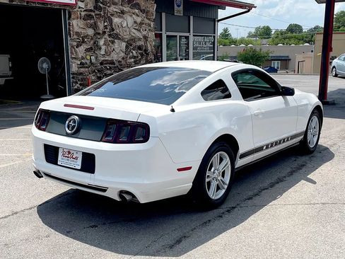 Used 2013 Ford Mustang Coupe RWD image 7