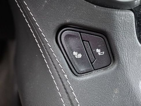 Used 2018 Chevrolet Tahoe LT AWD/4WD image 32
