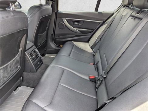 Used 2018 BMW 330e w/ Convenience Package RWD image 25