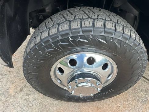 Used 2018 RAM 3500 Laramie Longhorn AWD/4WD image 12