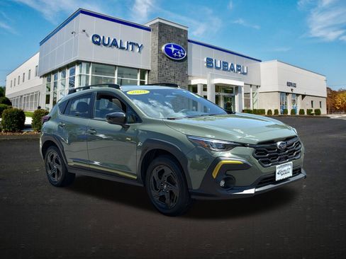 Used 2024 Subaru Crosstrek 2.5i Sport AWD/4WD image 2