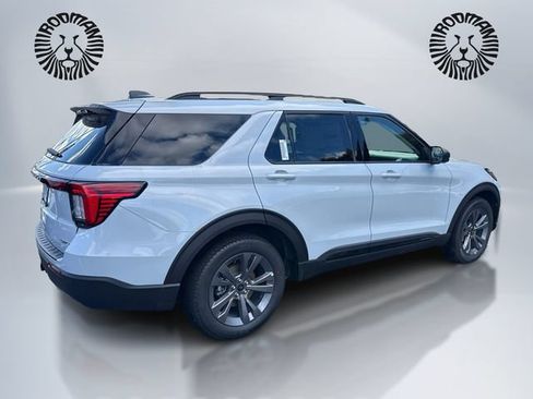 New 2026 Ford Explorer Active w/ Active Comfort Package AWD/4WD image 6
