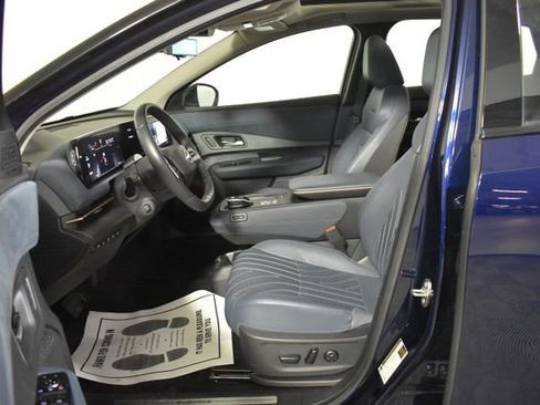 Certified 2023 Nissan Ariya image 11