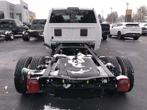 New 2026 RAM 4500 Tradesman image 9