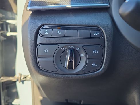 Used 2023 INFINITI QX50 Sport image 23