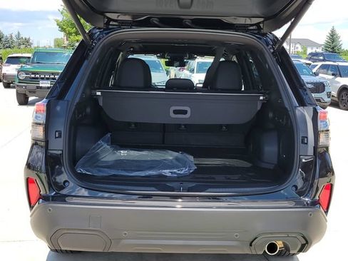 Used 2025 Subaru Forester Touring AWD/4WD image 14