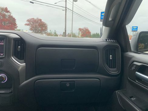 Certified 2022 Chevrolet Silverado 1500 W/T w/ WT Value Package image 17