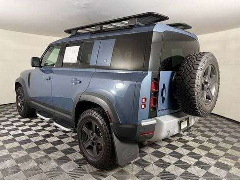 Used 2023 Land Rover Defender 110 S AWD/4WD image 4