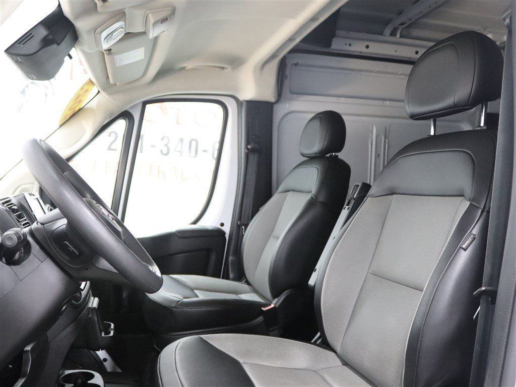 Used 2023 RAM ProMaster 2500 FWD image 12