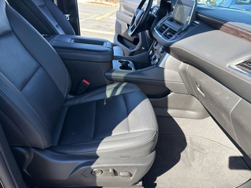 Used 2024 Chevrolet Tahoe LT image 33