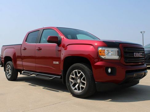Used 2018 GMC Canyon All Terrain w/ Trailering Package AWD/4WD image 3