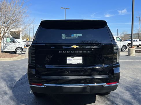 New 2026 Chevrolet Suburban LT w/ Comfort Package image 8