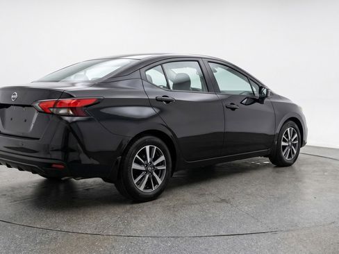 Used 2025 Nissan Versa SV FWD image 9