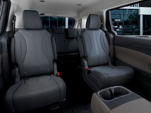 New 2026 Kia Carnival LX FWD image 16