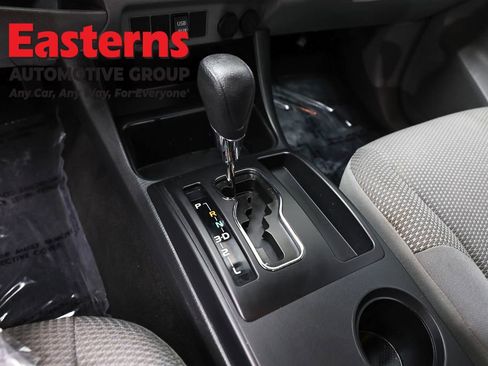 Used 2015 Toyota Tacoma 2WD Access Cab image 13