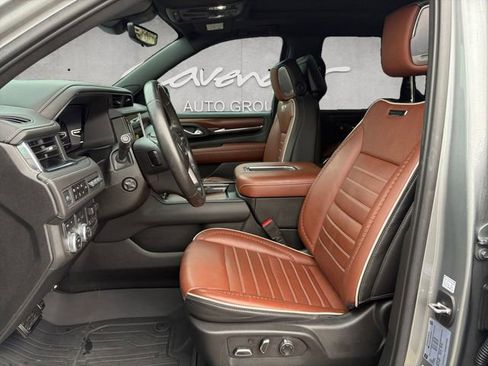 Certified 2023 GMC Yukon Denali Ultimate image 19