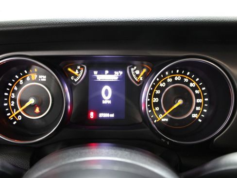 Used 2023 Jeep Gladiator Sport image 37