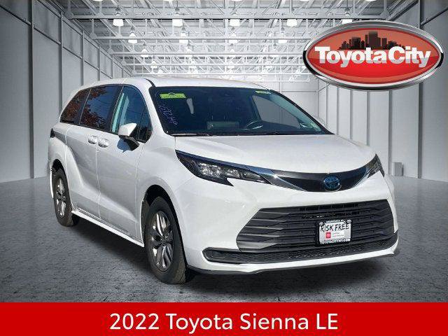 Certified 2022 Toyota Sienna LE FWD 360° Tour