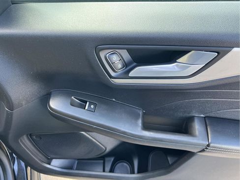 Used 2021 Ford Escape SEL image 13