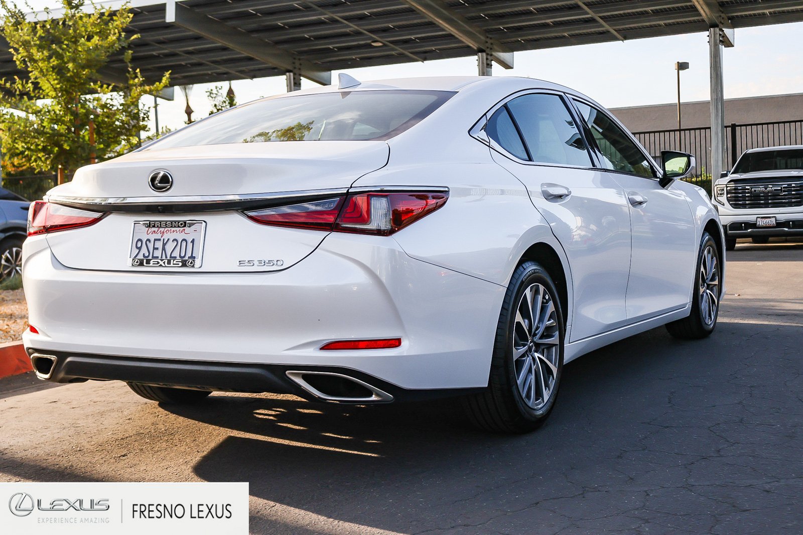 Certified 2025 Lexus ES 350 w/ Accessory Package (Z2) FWD image 6