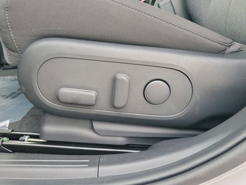 New 2026 Hyundai Ioniq 5 SE image 19