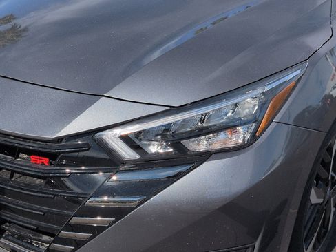 New 2025 Nissan Versa SR w/ Trunk Package image 7