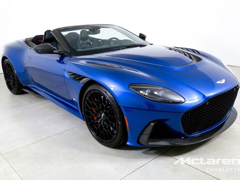 Used 2023 Aston Martin DBS Superleggera Volante image 4