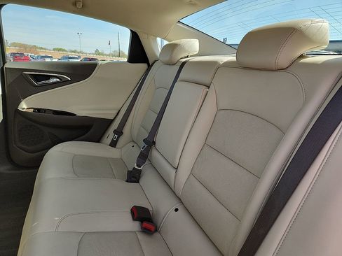 Used 2024 Chevrolet Malibu LT FWD image 5