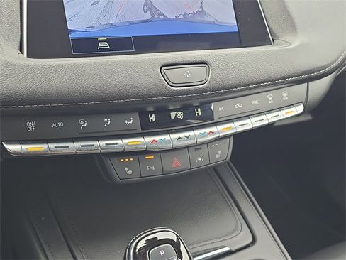 Certified 2023 Cadillac XT4 Premium Luxury w/ Cold Weather Package image 17